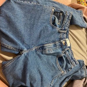 ZARA Mom Jeans